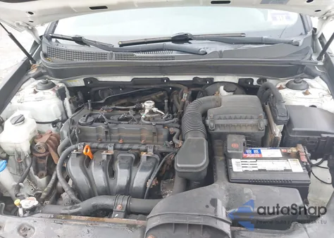 2013 Hyundai Sonata Se z USA, uszkodzony, nr VIN 5NPEC4AC5DH796640